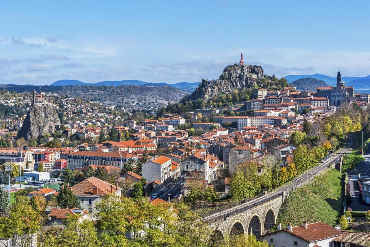Ibis Styles Le Puy En Velay Hotell Exteriör bild