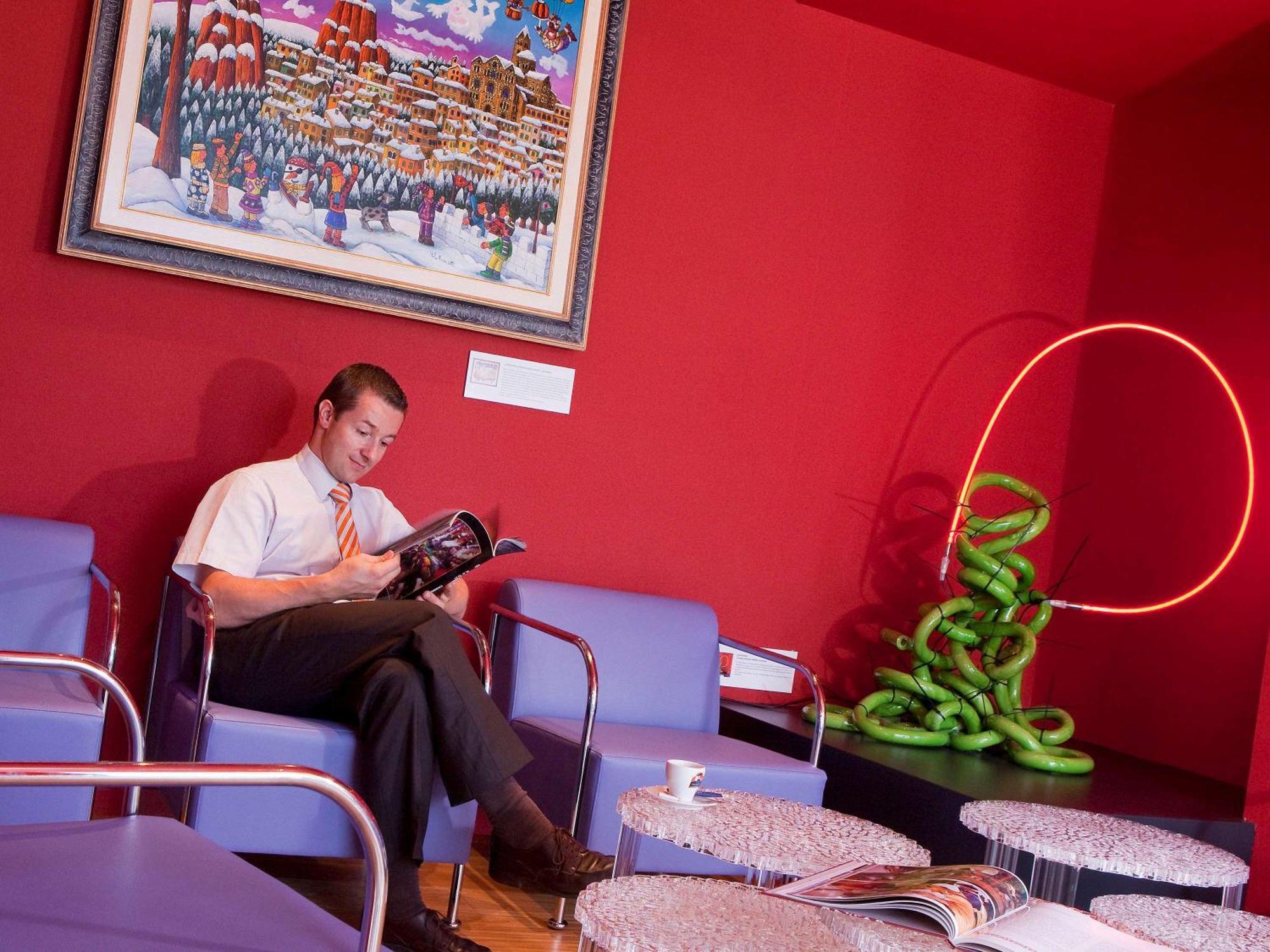 Ibis Styles Le Puy En Velay Hotell Exteriör bild
