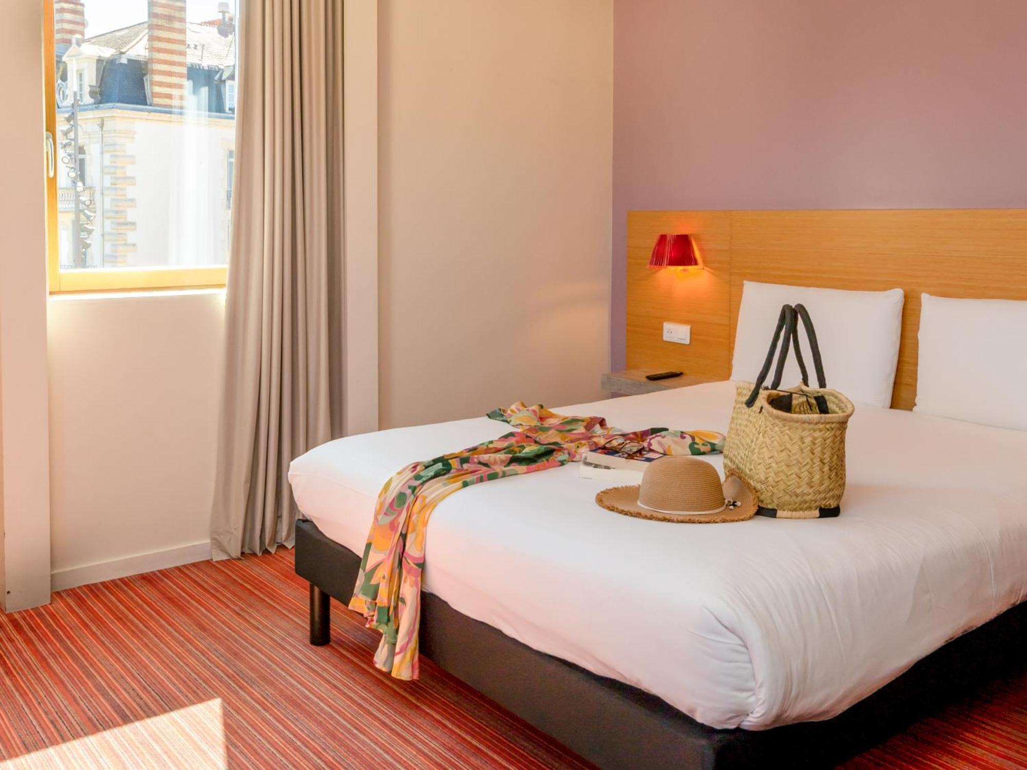 Ibis Styles Le Puy En Velay Hotell Exteriör bild