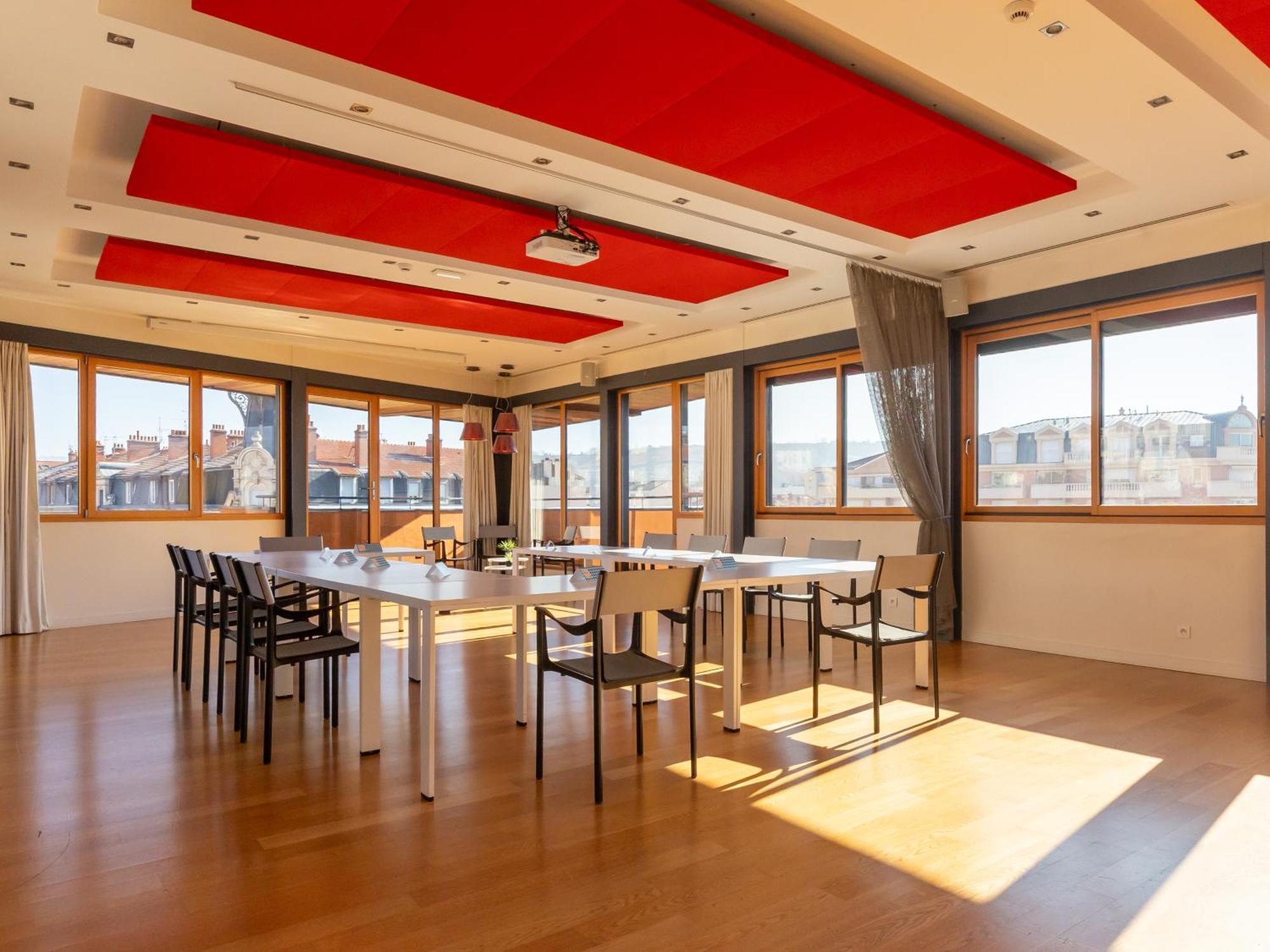 Ibis Styles Le Puy En Velay Hotell Exteriör bild